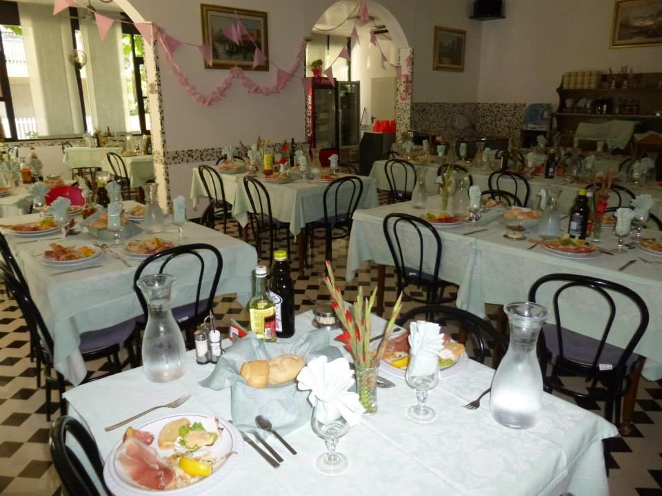Hotel Villa Podgora Rimini Kültér fotó