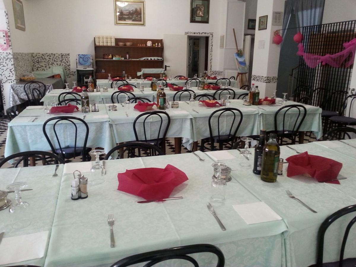 Hotel Villa Podgora Rimini Kültér fotó